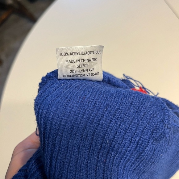 Labatt Pom Pom knit Stocking hat Labatt Blue beer company - Picture 4 of 4